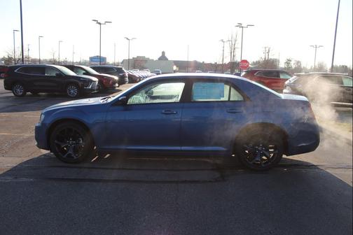 Frostbite 2021 Chrysler 300 Touring