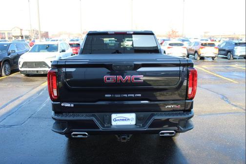 2022 GMC Sierra 1500 AT4