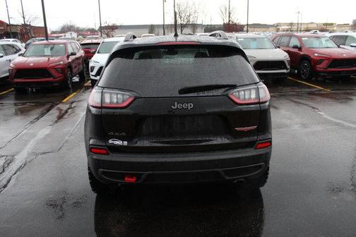 2020 Jeep Cherokee Trailhawk