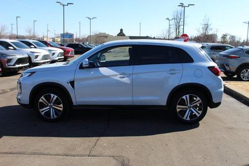 2023 Mitsubishi Outlander Sport SE