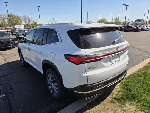 summit white 2026 Buick Enclave Preferred FWD