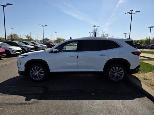 summit white 2026 Buick Enclave Preferred FWD