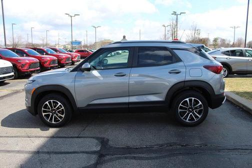 Sterling Gray Metallic 2024 Chevrolet Trailblazer LT