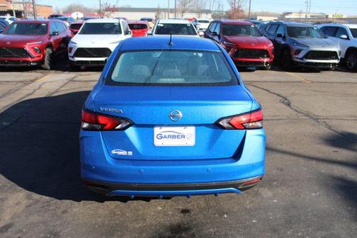 2020 Nissan Versa 1.6 S