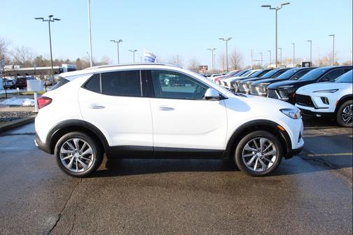 2023 Buick Encore GX Essence