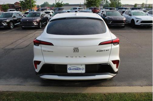 2024 Buick Envista Sport Touring FWD