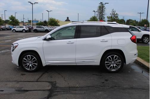 2023 GMC Terrain Denali