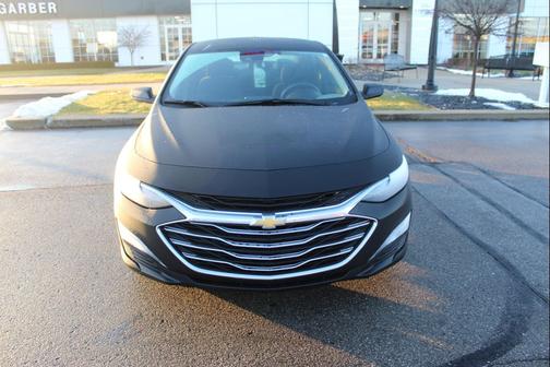 Mosaic Black Metallic 2022 Chevrolet Malibu FWD LT