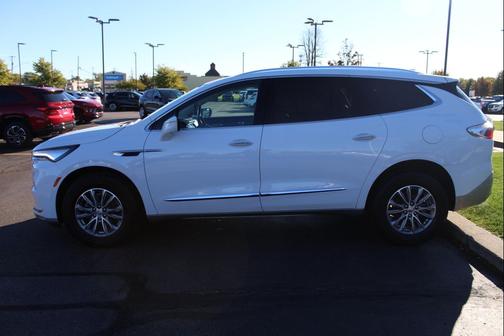 2024 Buick Enclave Essence AWD