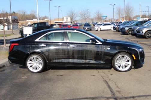 2023 Cadillac CT4 Premium Luxury