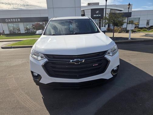 Summit White 2021 Chevrolet Traverse RS