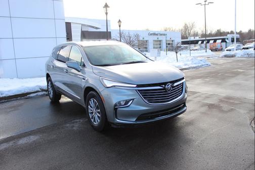 2023 Buick Enclave Essence FWD