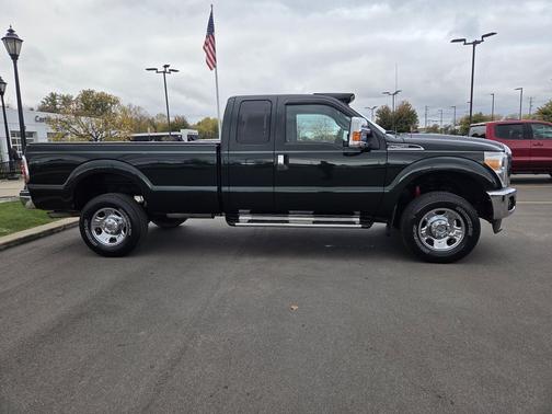 Green Gem Metallic 2014 Ford F-250 XLT