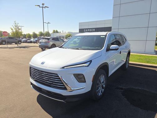 iridescent white tricoat 2026 Buick Enclave Preferred FWD