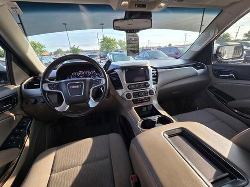 Summit White 2020 GMC Yukon SLE