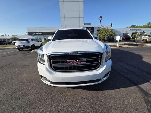 Summit White 2020 GMC Yukon SLE