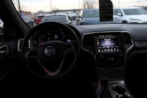 Billet Silver Metallic Clearcoat 2017 Jeep Grand Cherokee Laredo