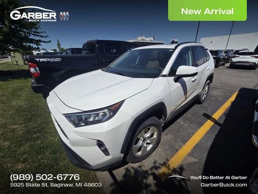 Super White 2019 Toyota RAV4 XLE