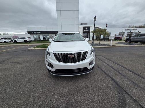 Crystal White Tricoat 2024 Cadillac XT5 Premium Luxury