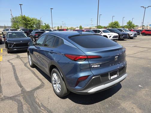 Ocean Blue Metallic 2026 Buick Envista Preferred FWD