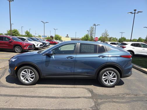 Ocean Blue Metallic 2026 Buick Envista Preferred FWD