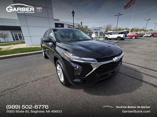 Mosaic Black Metallic 2025 Chevrolet Trax LS