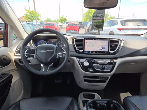 Velvet Red Pearlcoat 2023 Chrysler Pacifica Touring L