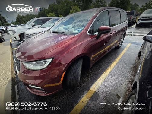 Velvet Red Pearlcoat 2023 Chrysler Pacifica Touring L
