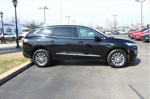2022 Buick Enclave AWD Essence