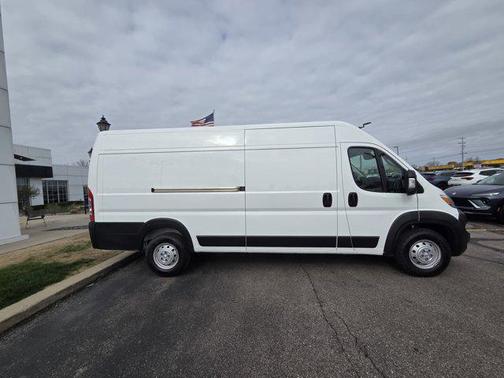 Bright White Clearcoat 2023 RAM ProMaster 3500 High Roof