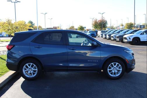 2024 Chevrolet Equinox LS