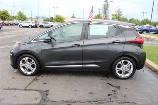 2017 Chevrolet Bolt EV LT