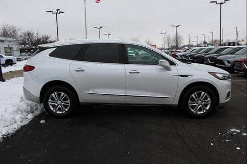 2018 Buick Enclave Essence