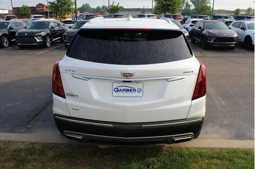 2022 Cadillac XT5 Premium Luxury