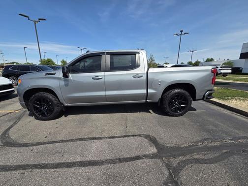 Sterling Gray Metallic 2023 Chevrolet Silverado 1500 RST