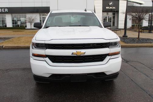 2018 Chevrolet Silverado 1500 Custom