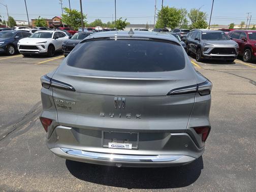 Moonstone Gray Metallic 2026 Buick Envista Avenir FWD
