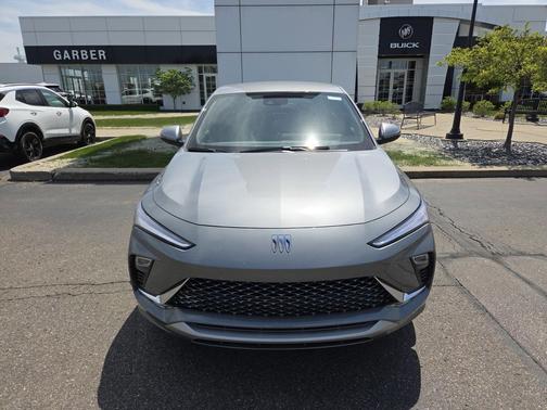 Moonstone Gray Metallic 2026 Buick Envista Avenir FWD
