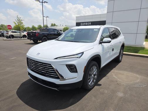 Iridescent White Tricoat 2026 Buick Enclave Preferred FWD