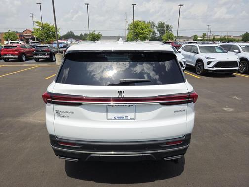 summit white 2026 Buick Enclave Preferred FWD