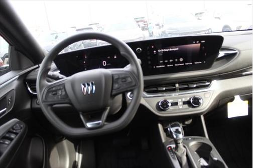 2025 Buick Envista Preferred FWD