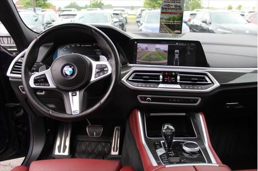 2021 BMW X6 M50i