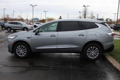 2024 Buick Enclave Essence FWD