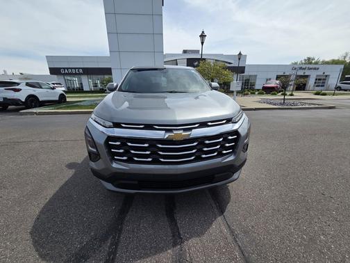 Sterling Gray Metallic 2026 Chevrolet Equinox 1LT