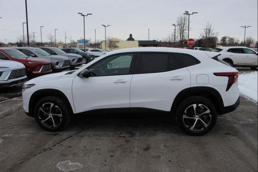 2025 Chevrolet Trax FWD 1RS