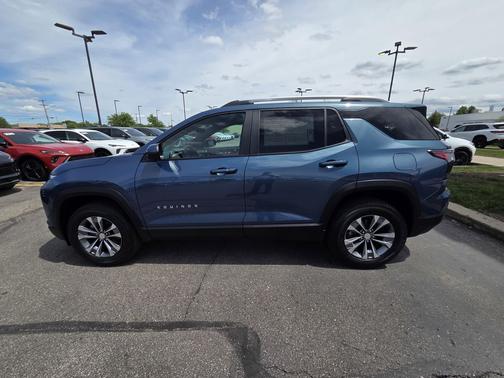 Lakeshore Blue Metallic 2025 Chevrolet Equinox 1LT