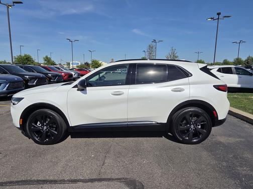 White Frost Tricoat 2023 Buick Envision Essence AWD