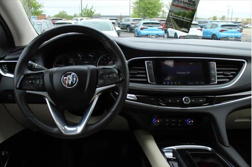 2023 Buick Enclave Essence FWD