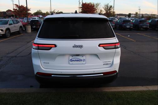 2023 Jeep Grand Cherokee L Laredo