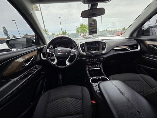 Graphite Gray Metallic 2019 GMC Terrain SLE